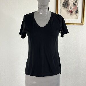 Cuyana V Neck Pima Cotton T Shirt